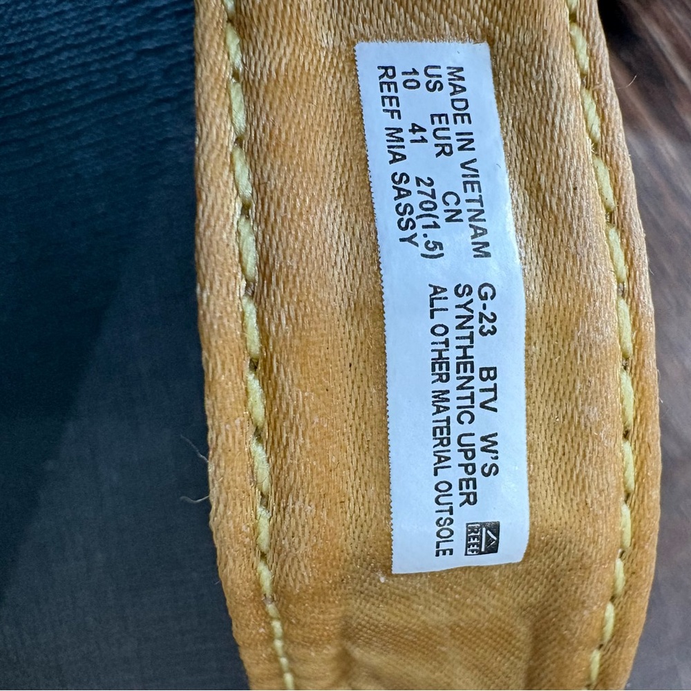Reef Mia Sassy Flip Flops Womens 10 Brown Tan Thong Sandals Casual - Picture 4 of 7
